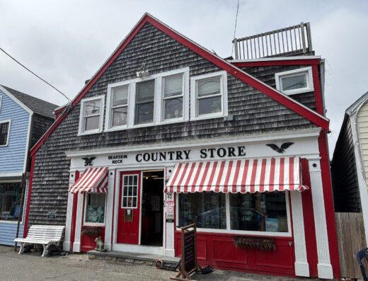 Bearskin Neck Country Store
