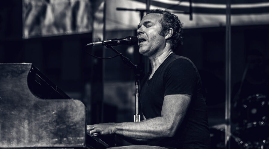 Five for Fighting’s John Ondrasik on Rockport, “100 Years,” Following Your Gut—and Why He Still Has Another Record in Him