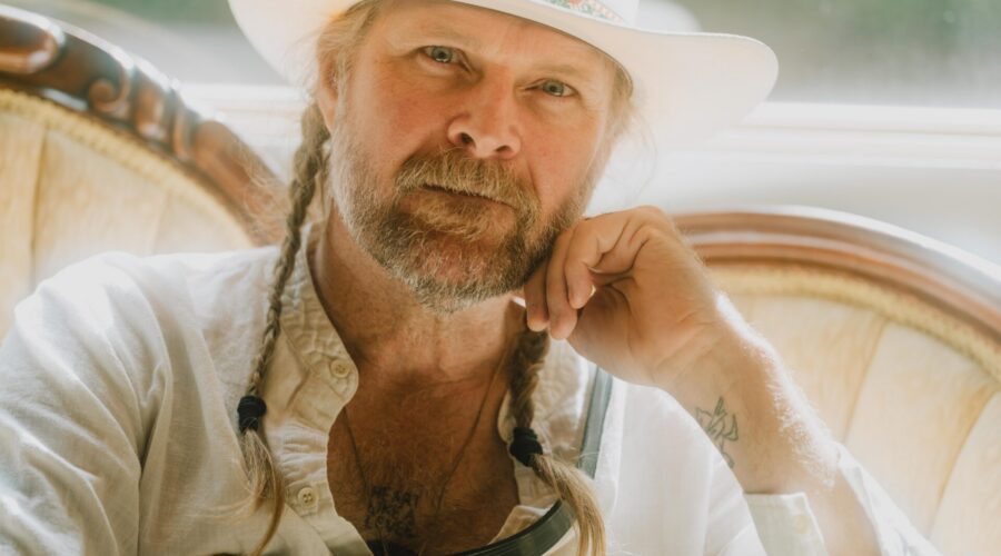 Hiss Golden Messenger on Rockport, Finding Inspiration and Why Reinvention Isn’t Everything